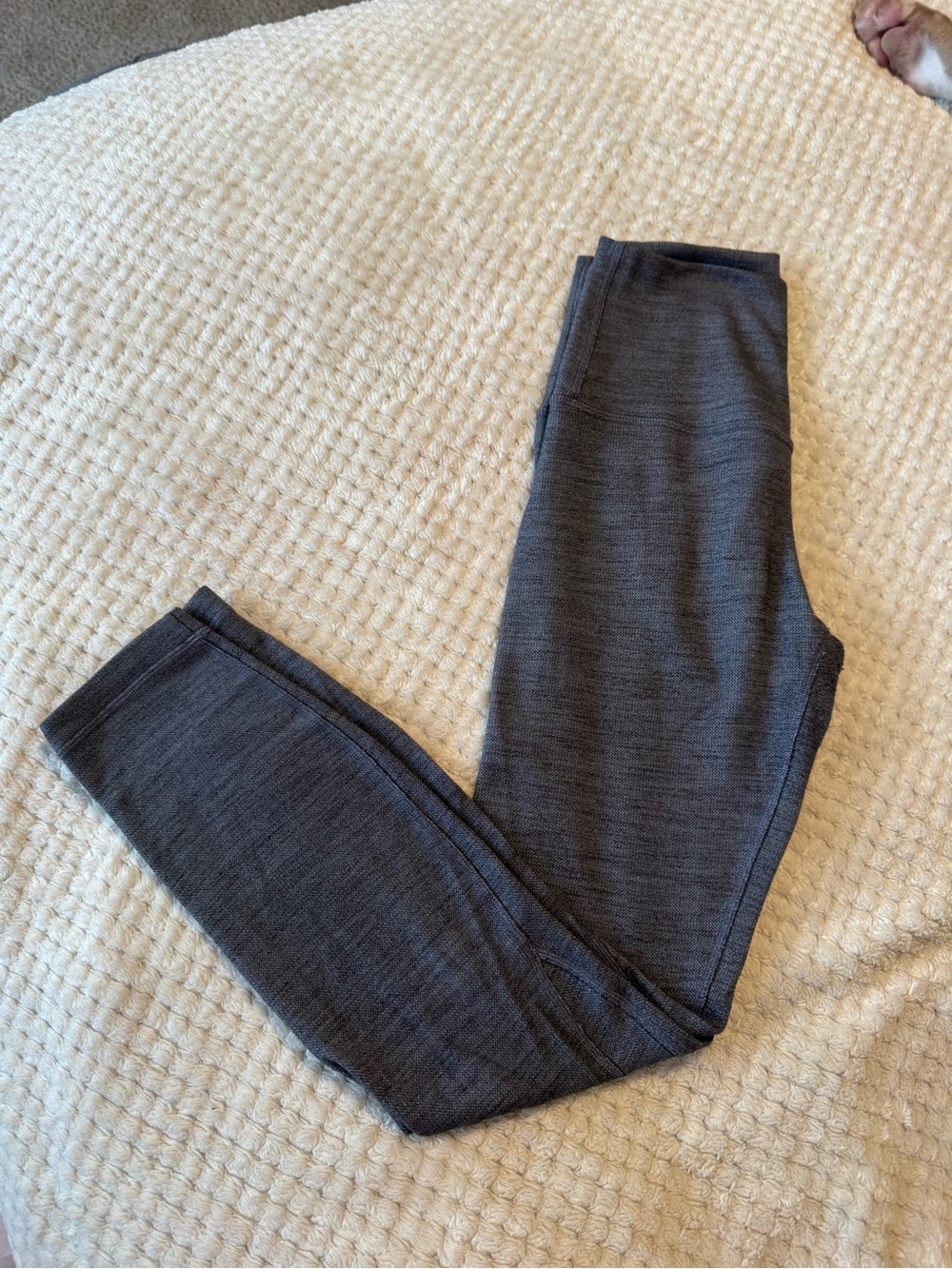 Lululemon Align ll 25” leggings in charcoal
